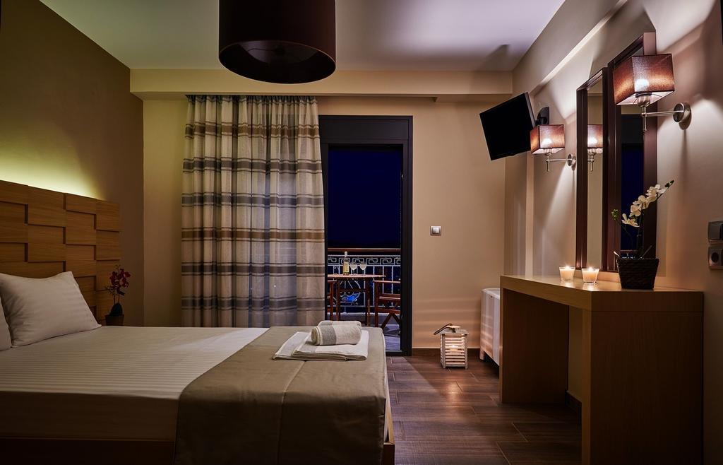 Athos Thea Luxury Rooms Sarti Bilik gambar